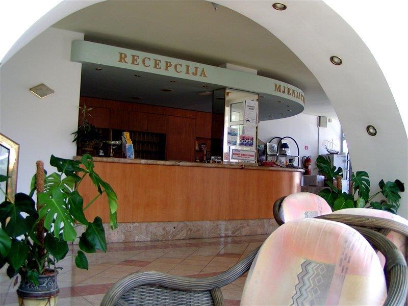 Hotel Borovnik Tisno Extérieur photo
